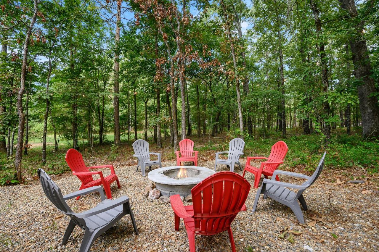 Villa Blissful Pines Broken Bow Exterior foto